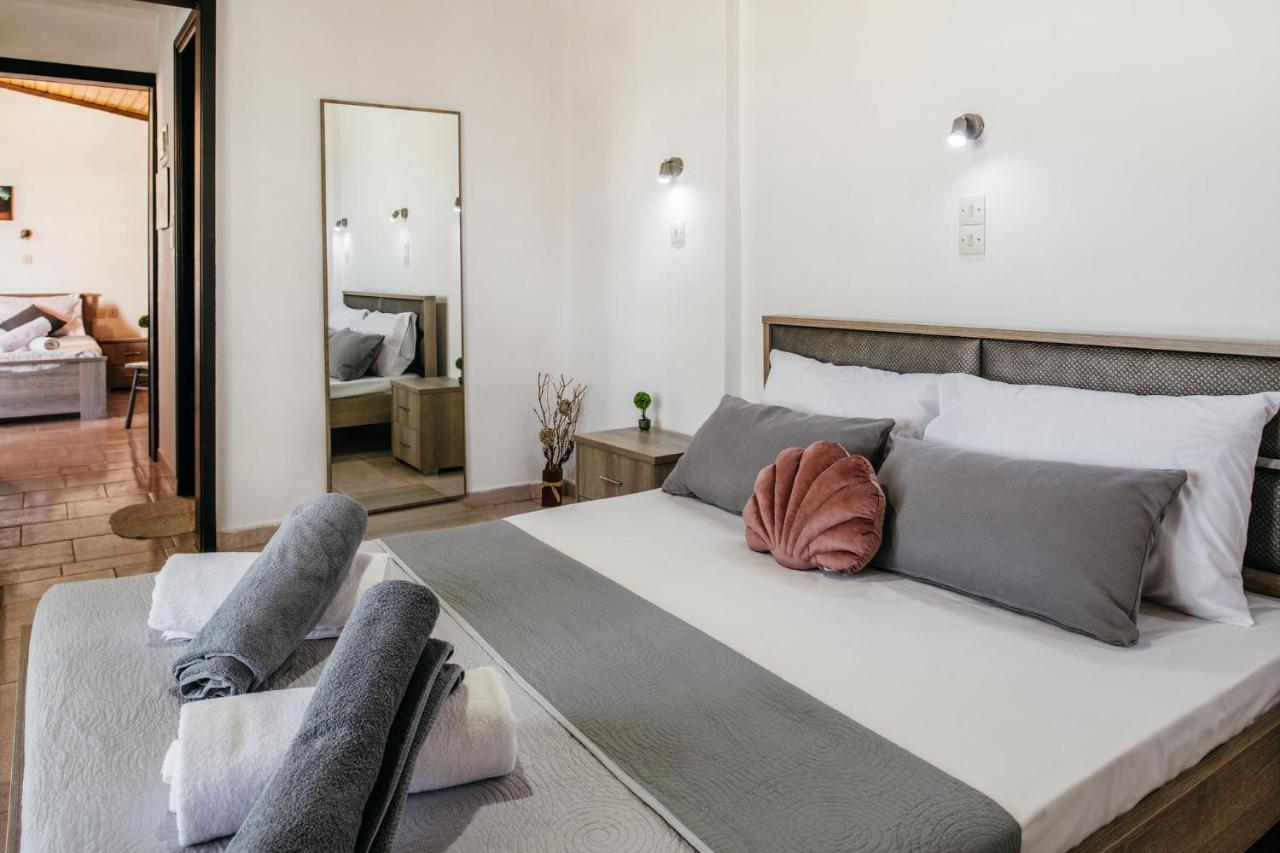 Villa Corali Apartments Sea Breath & Pool Amoudi Extérieur photo