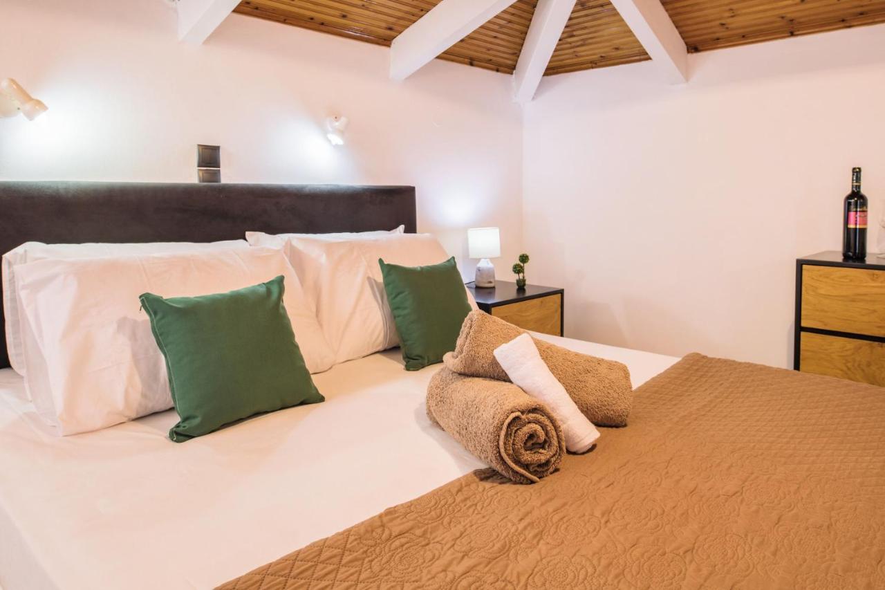 Villa Corali Apartments Sea Breath & Pool Amoudi Extérieur photo