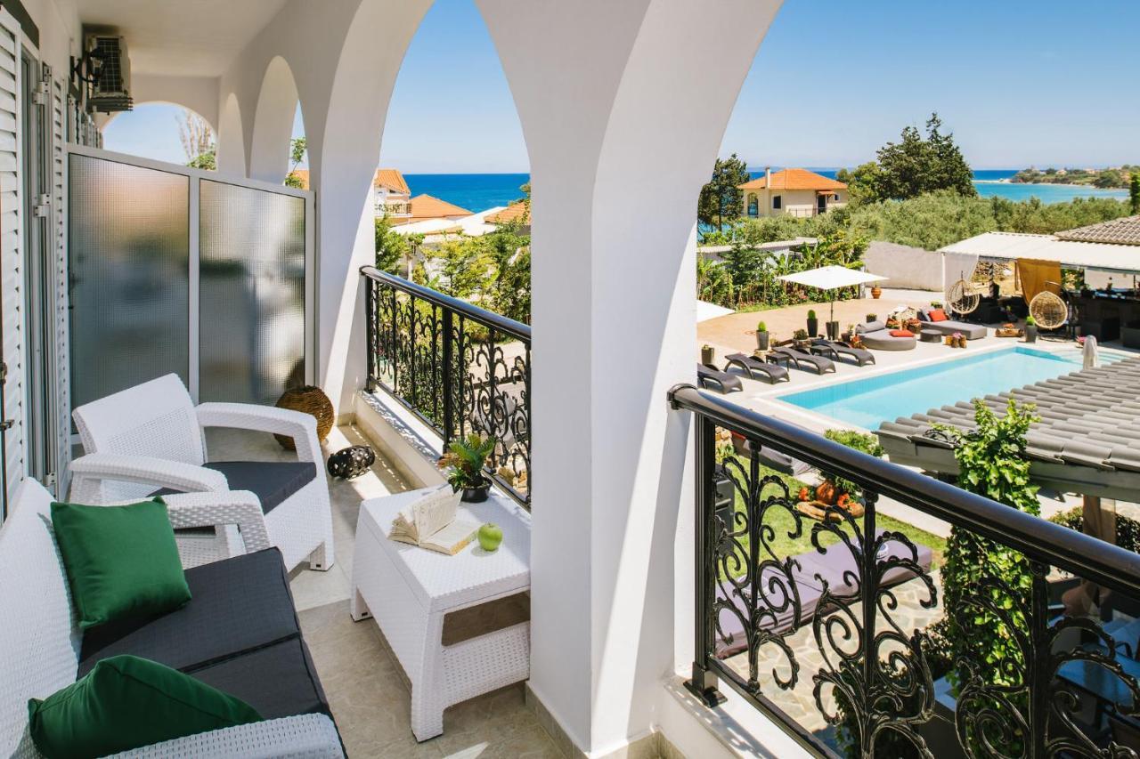Villa Corali Apartments Sea Breath & Pool Amoudi Extérieur photo