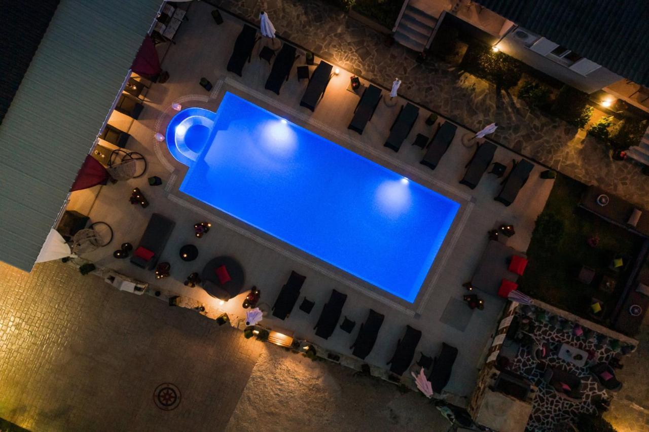 Villa Corali Apartments Sea Breath & Pool Amoudi Extérieur photo