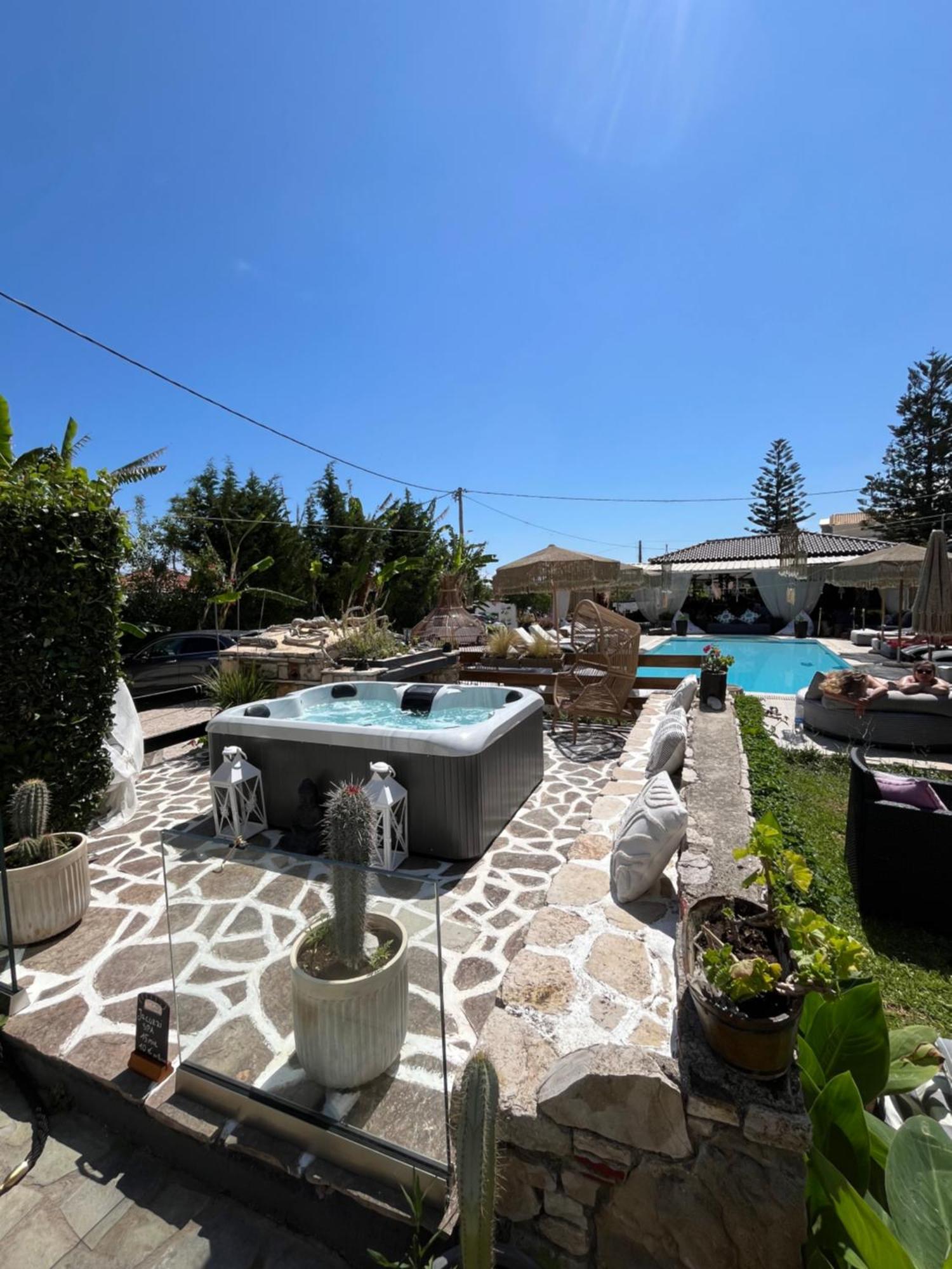 Villa Corali Apartments Sea Breath & Pool Amoudi Extérieur photo